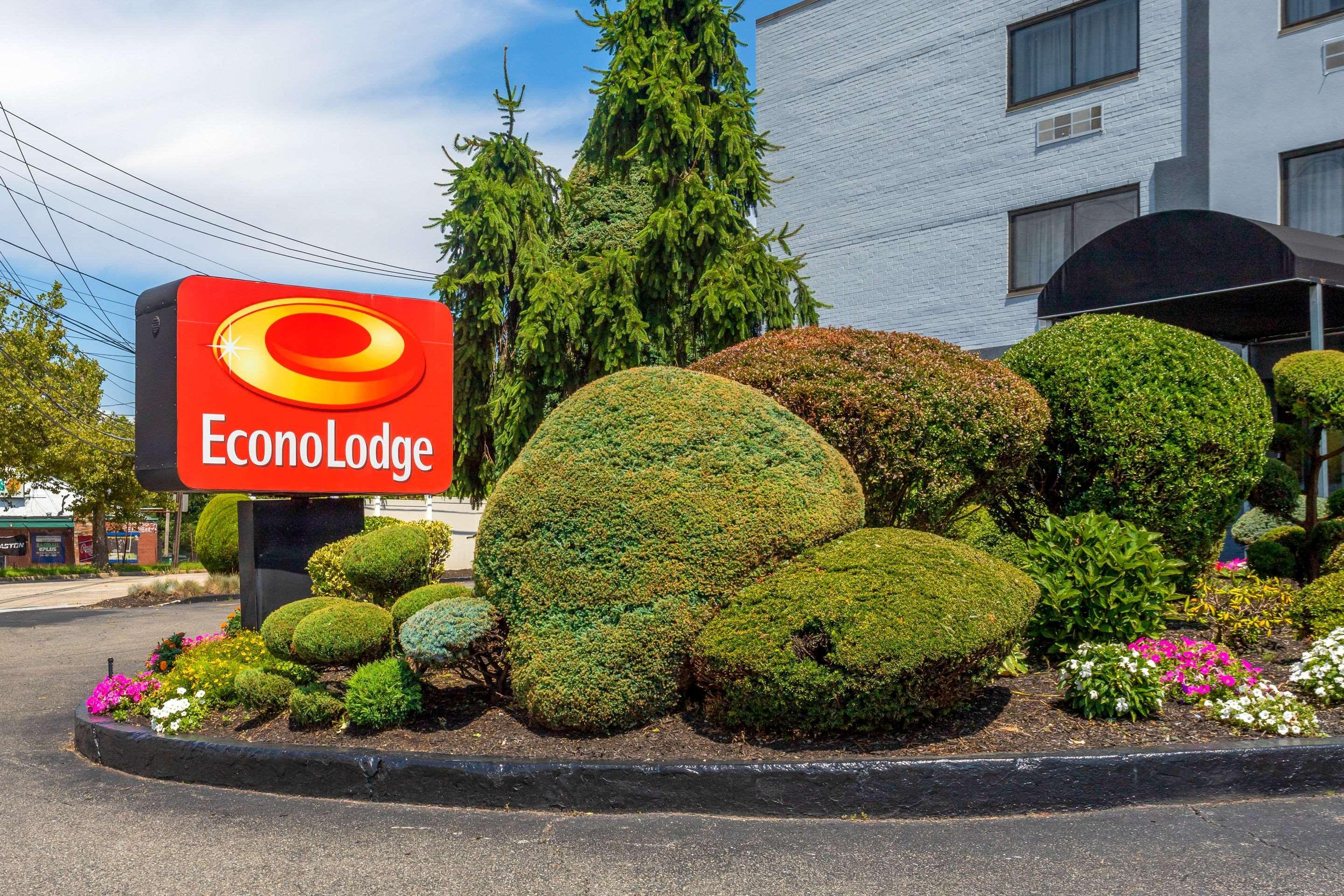 Econo Lodge Hicksville Exterior foto